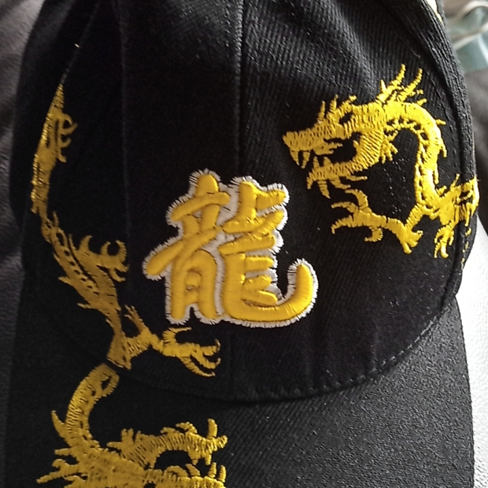 Men's Cap - Picture 3 of 3